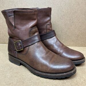Frye Women's Natalie Engineer Brown Leather Ankle Boots Size 8 B Side-Slit